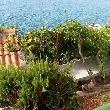 Apartamento By The Sea Seget Vranjica, Trogir - 7509 *