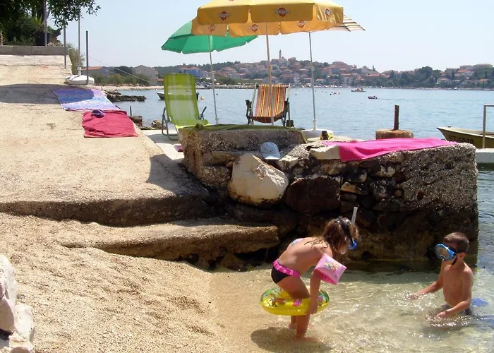 公寓 By The Sea - Trogir - 7509 希杰·弗朗吉卡