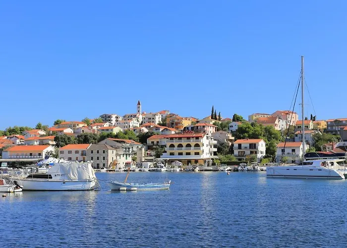 By The Sea - Trogir - 7509 *